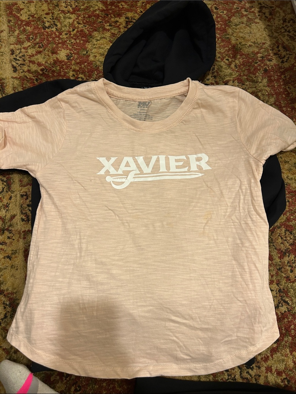 Xavier Logo Tee in Light Pink